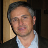 Portrait photo of WFI Fellow Claudio Ortolan from Brazil